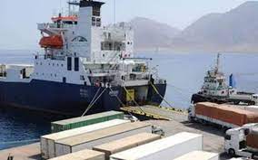 تداول 5941 طن بضائع عامة ومتنوعة و 416 شاحنة بمواني البحر الاحمر