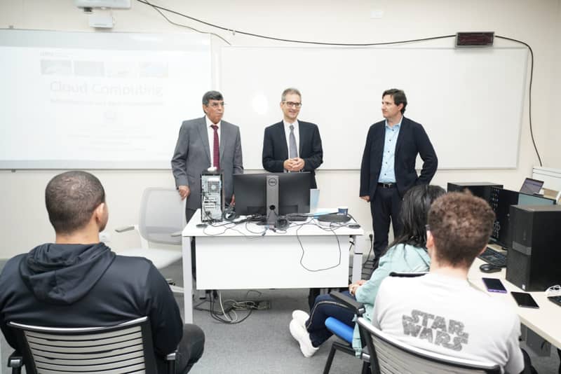 محاضرات لـ خبراء الذكاء الاصطناعي بجامعة اوتونوما لطلاب فرع الأكاديمية العربية للعلوم