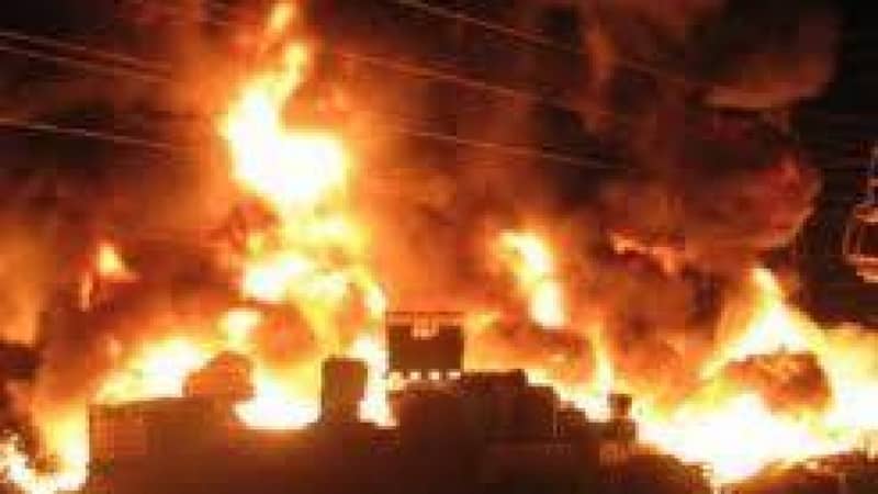 إخماد حريق داخل عقار بمنطقة المرج