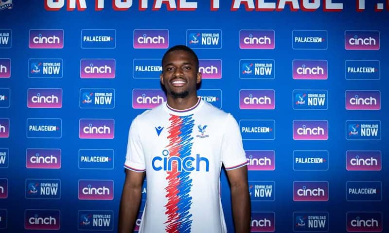 كريستال بالاس يضم لاعب خط الوسط شيخ دوكوري من لانس الفرنسي