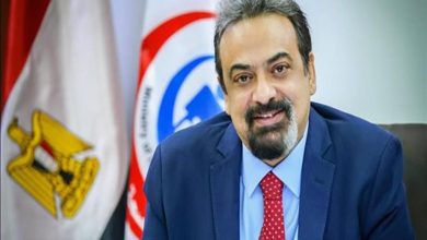 علق الدكتور حسام عبدالغفار المتحدث باسم وزارة الصحة والسكان، على بدء التشغيل التجريبي لمنظومة التأمين الصحي الشامل بمحافظة أسوان.
