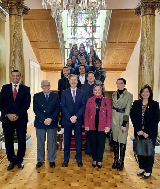 الاكاديمية العربية