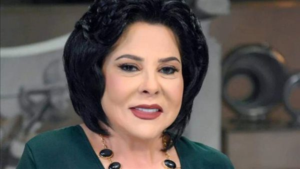 الفنانة