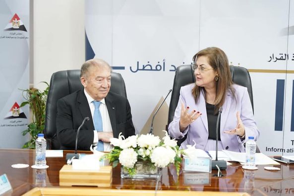وزيرة التخطيط والتنمية الاقتصادية تلتقي وزير الاقتصاد الفلسطيني لبحث سبل التعاون