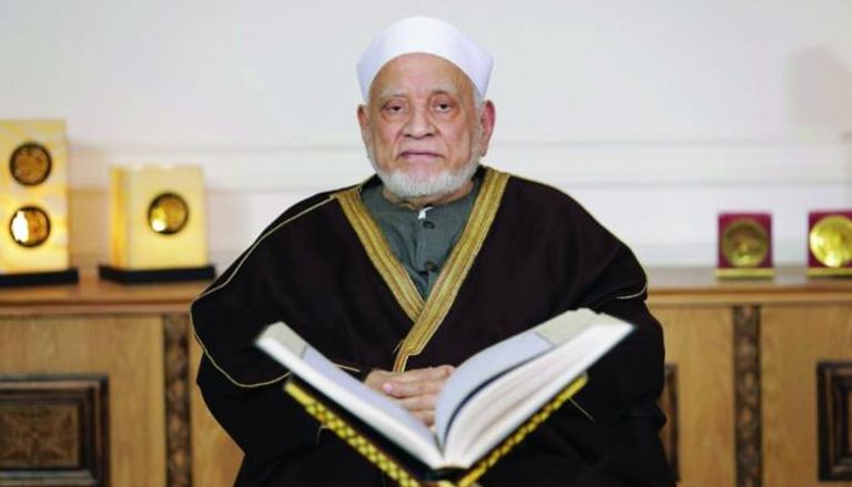 أحمد عمر هاشم