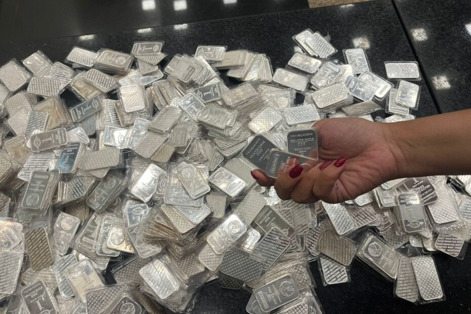 بمطار سفنكس