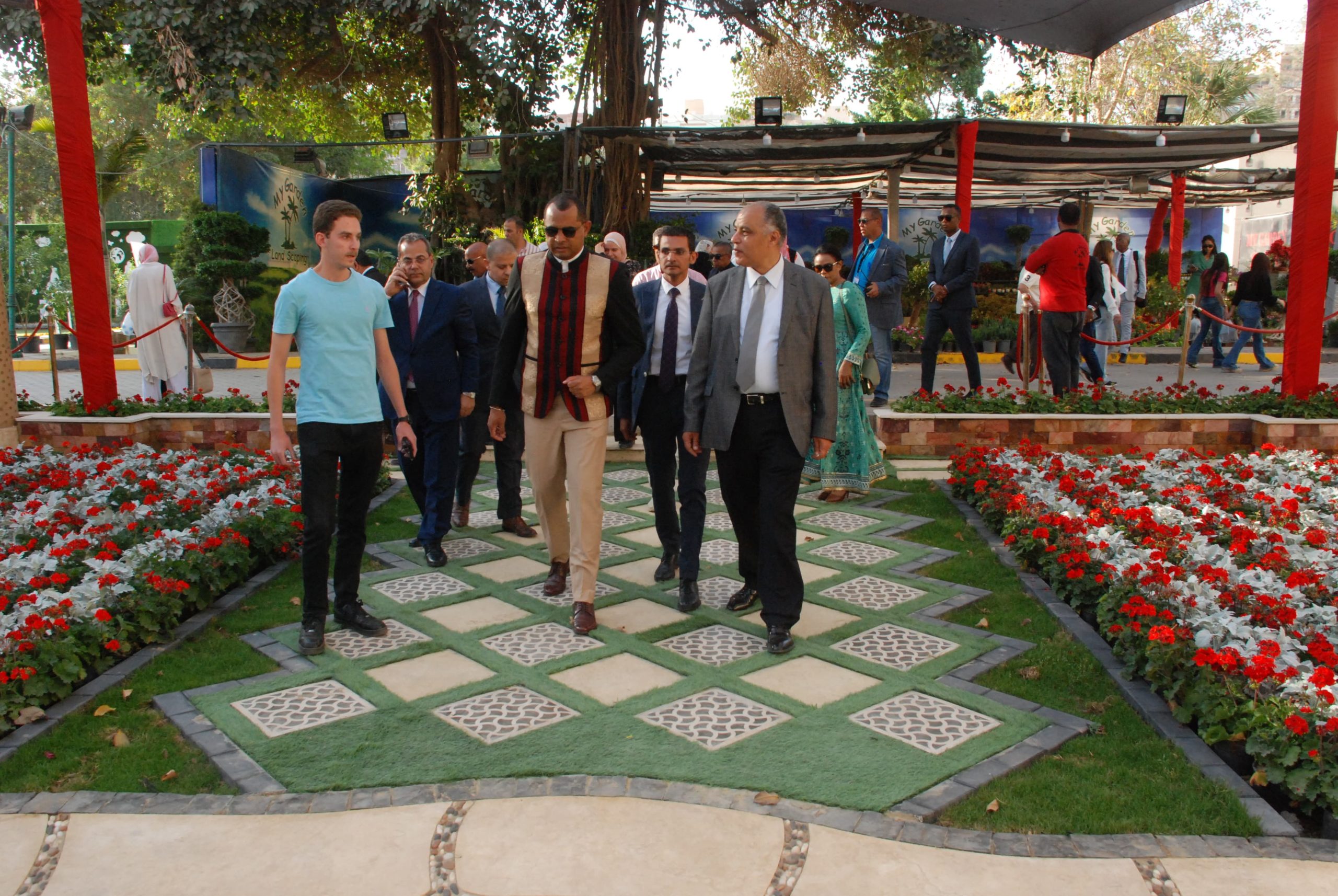 بدعوة من وزير الزراعة