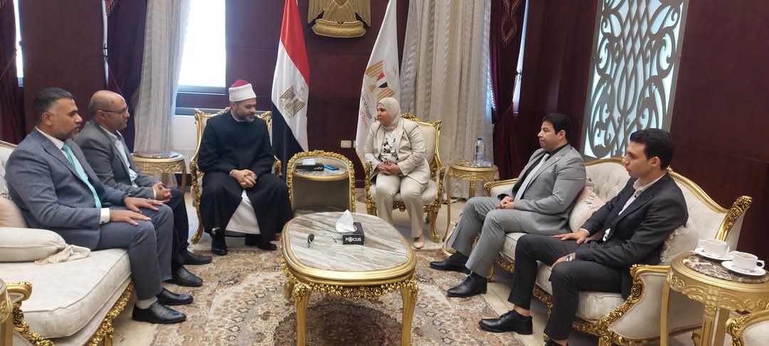 وزير الشباب والرياضة