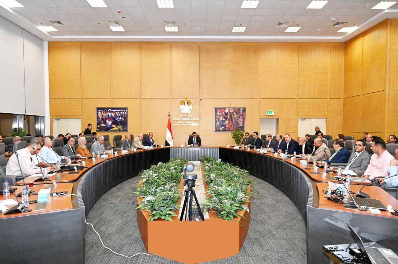 وزير الاسكان