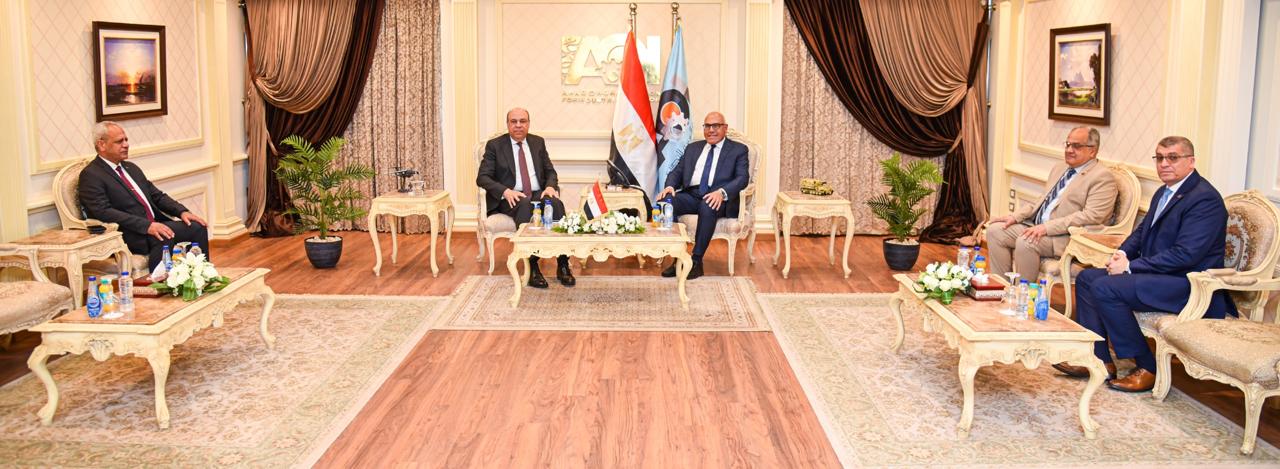 وزير الطيران