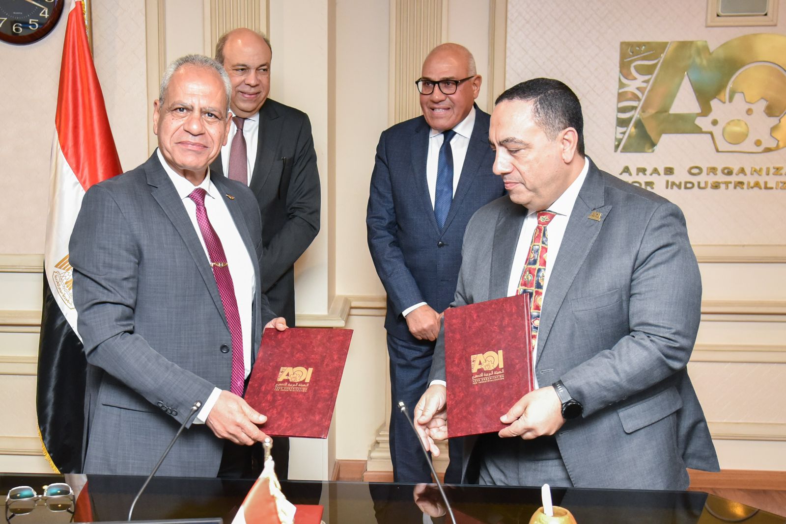 وزير الطيران