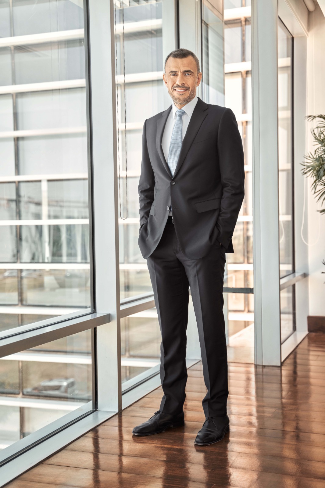 إي اف چي القابضة