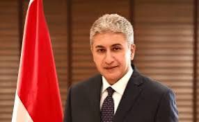 وزير السياحة 