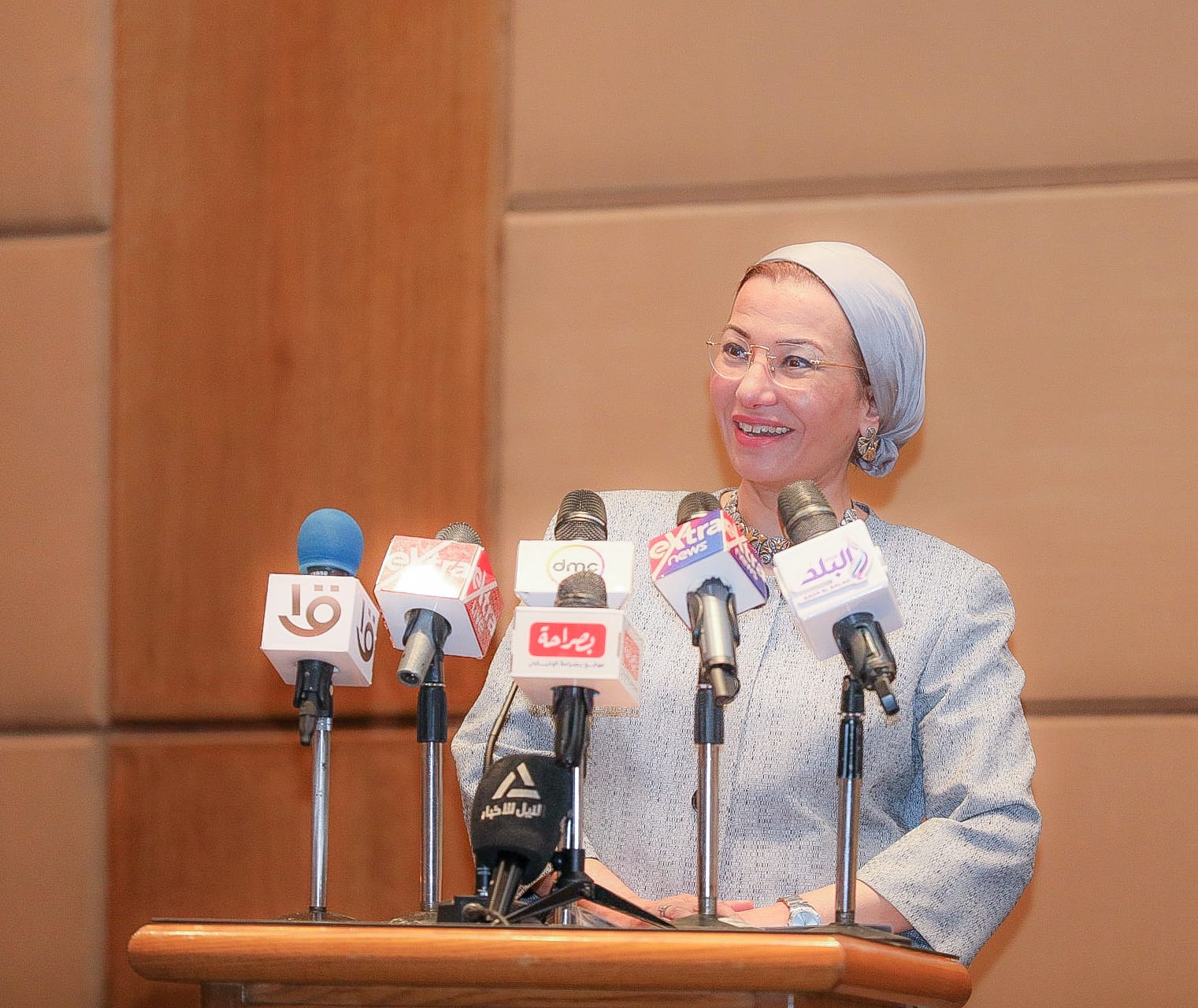 وزيرة البيئة