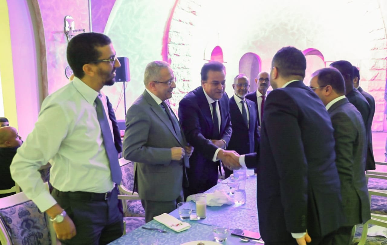 وزير الصحة 