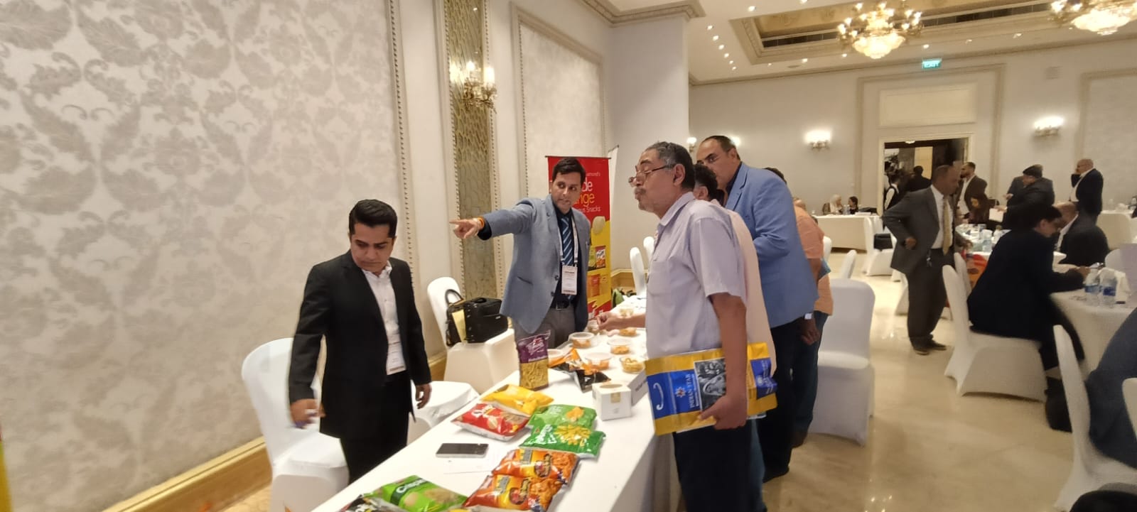 ملتقى الاعمال