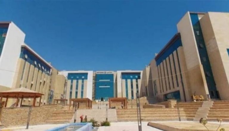 الجامعات الأهلية