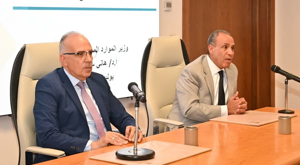 وزيرا الري والخارجية يلتقيان عددًا من السادة السفراء المنقولين لرئاسة بعثات دبلوماسية مصرية بالخارج