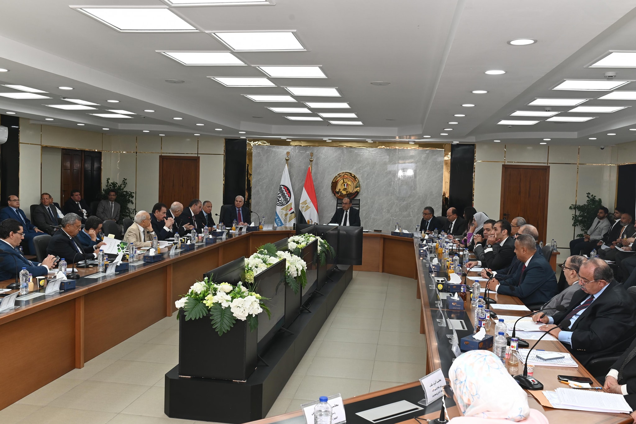 وزير قطاع الاعمال يترأس الجمعية العامة لـ القابضة الكيماوية لاعتماد موازنة وتحقيق توسعات صناعية