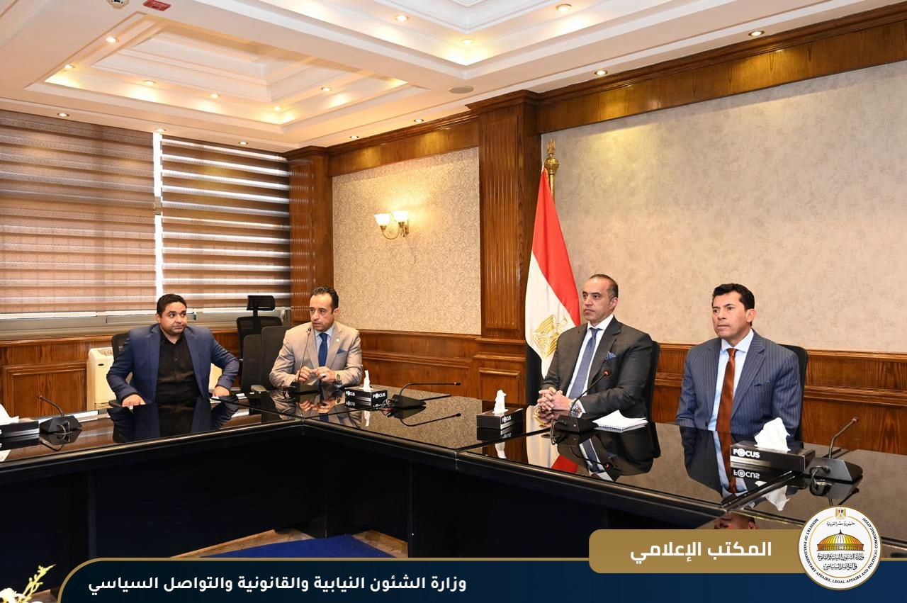100 عام مرشدات