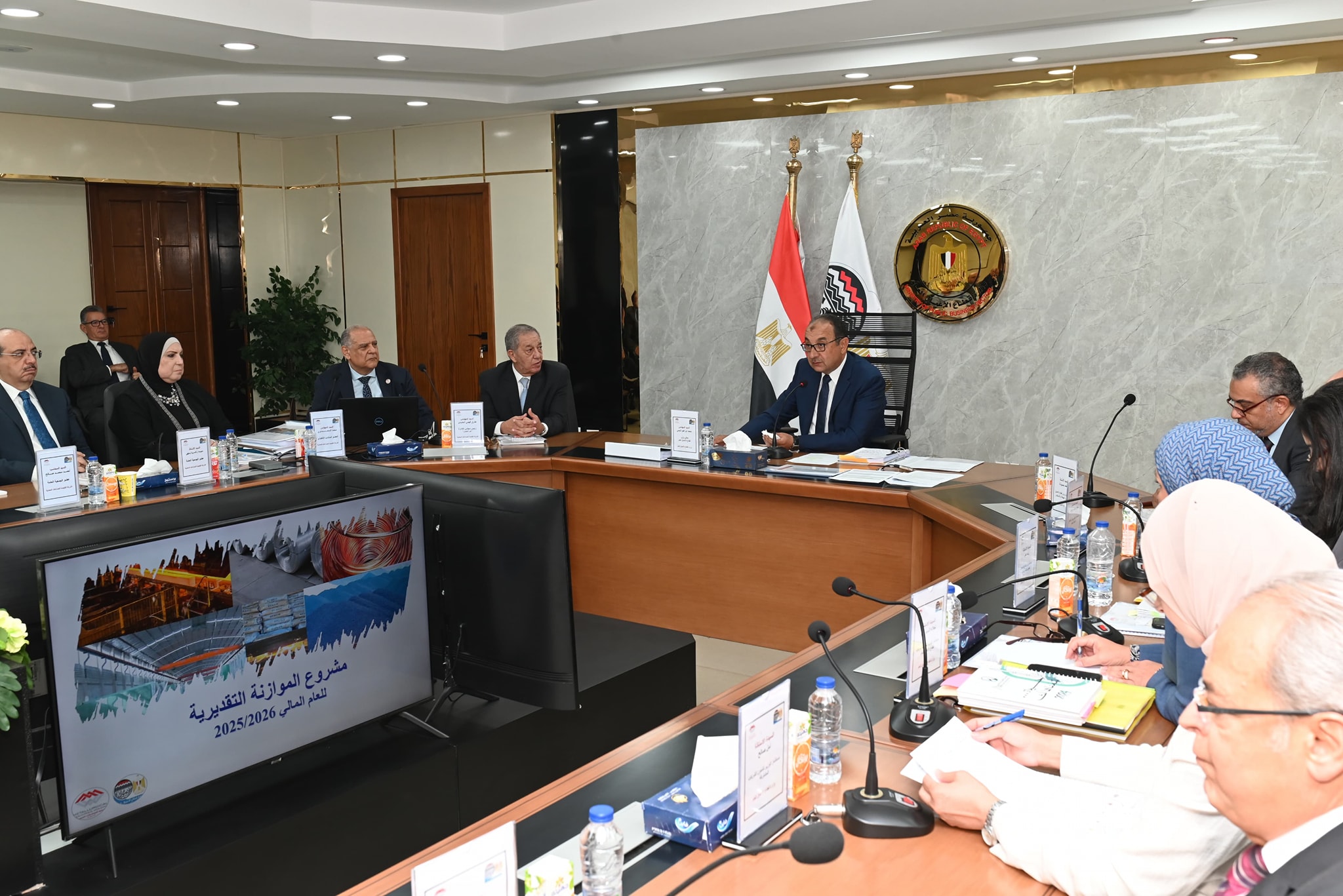 قطاع الاعمال