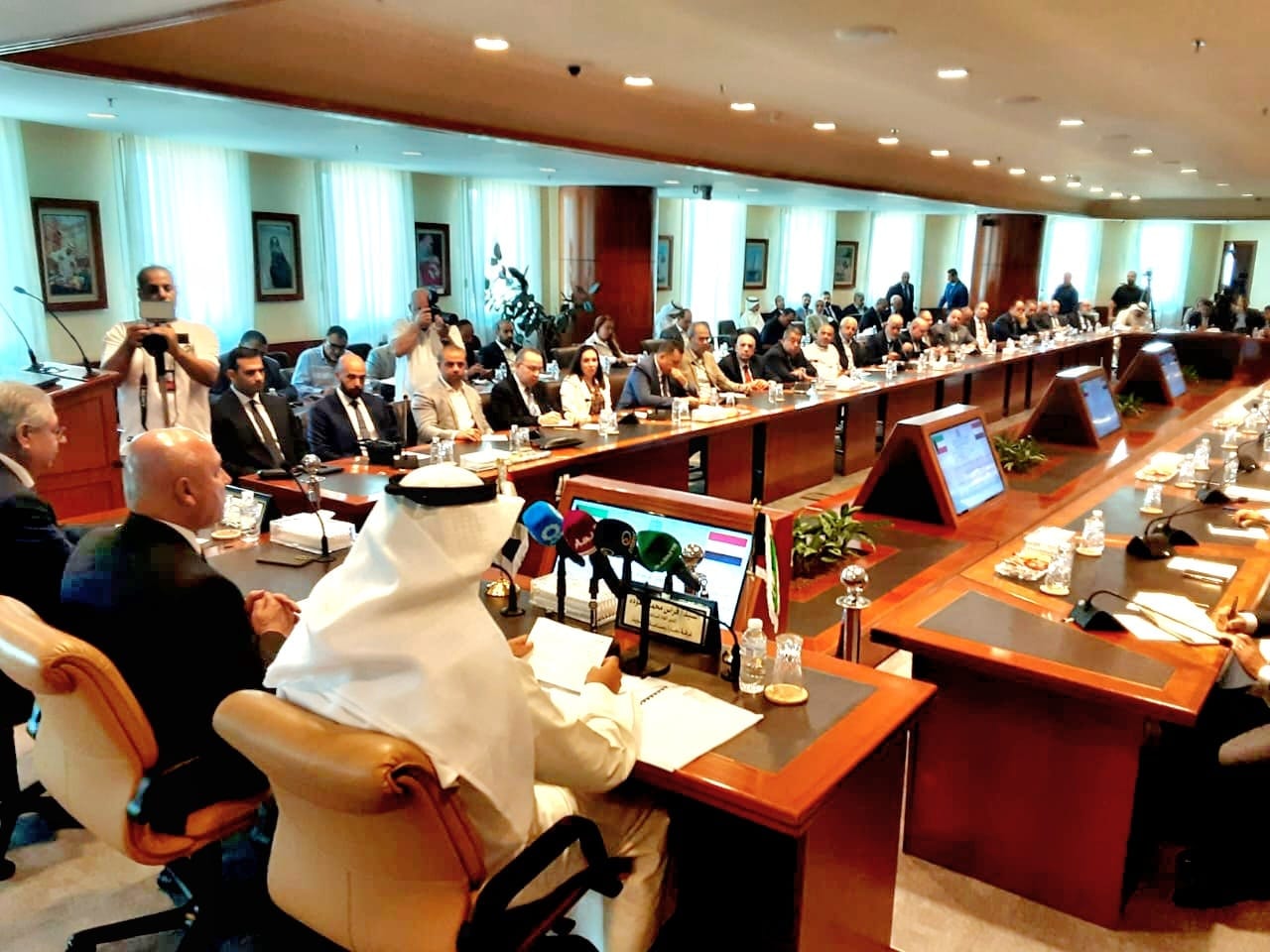 وزير الصناعة