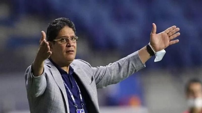 أيمن الرمادي