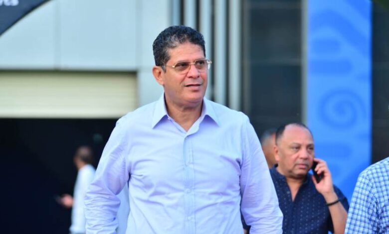 أيمن الرمادي