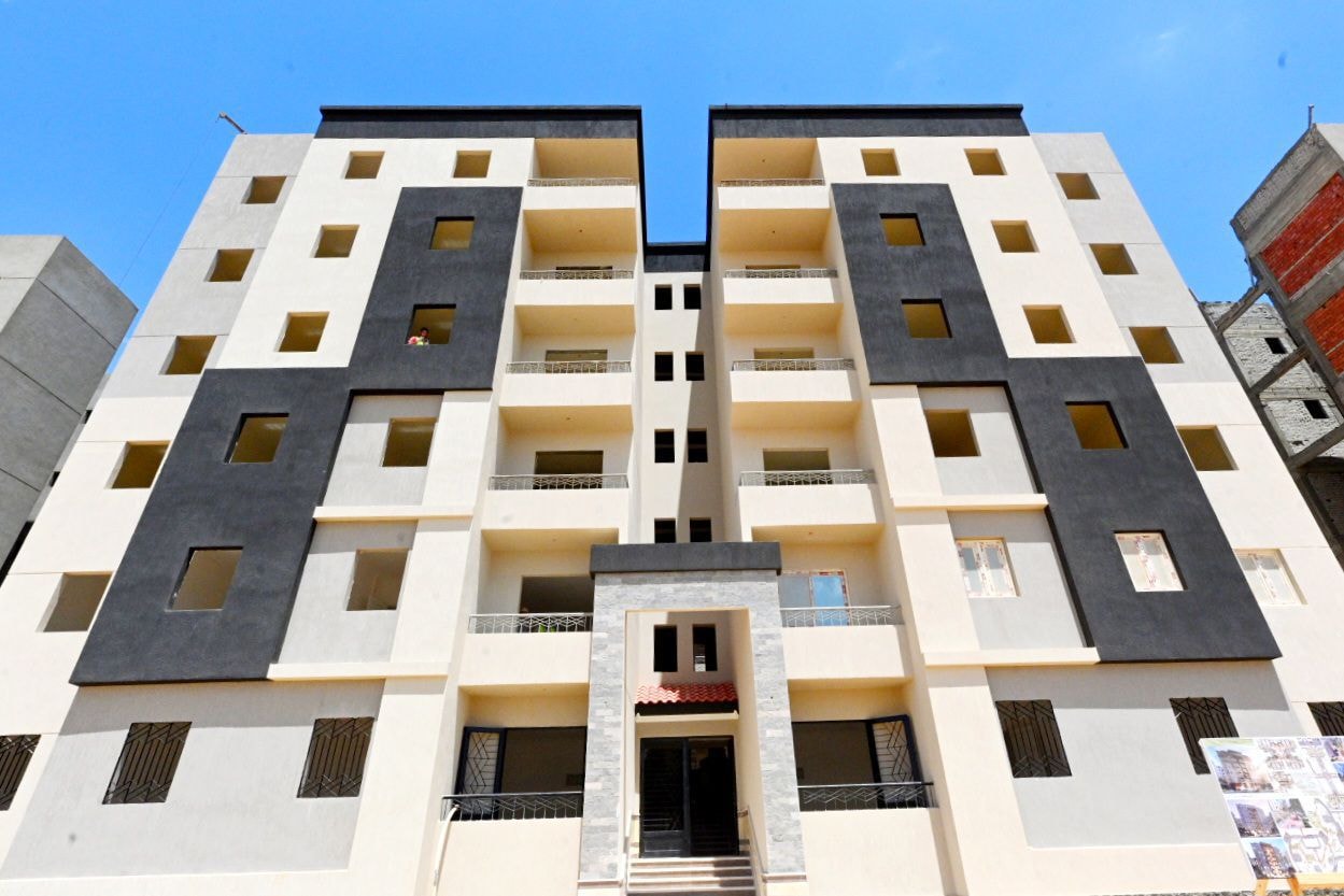 وزير الاسكان