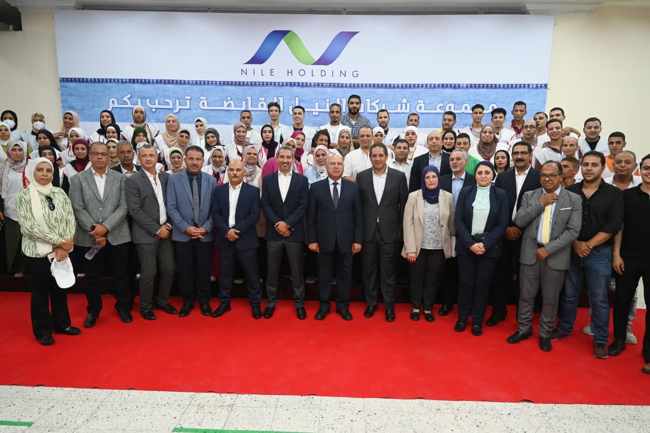 وزير الصناعة