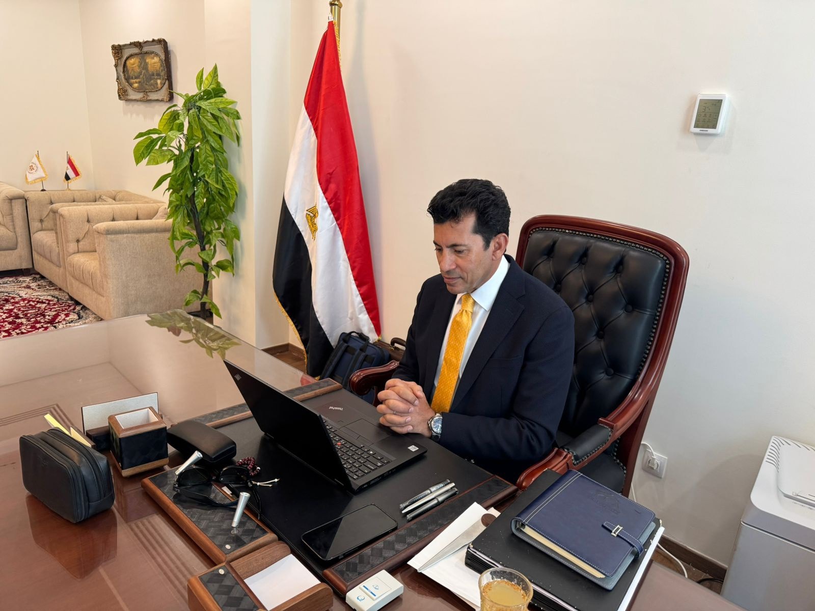 وزير الشباب