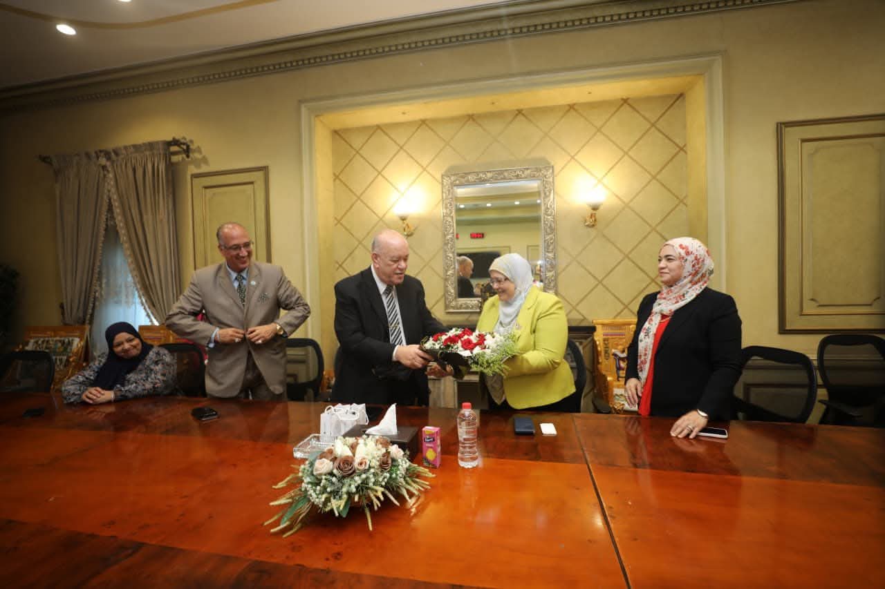 الشركة القابضة للمطارات