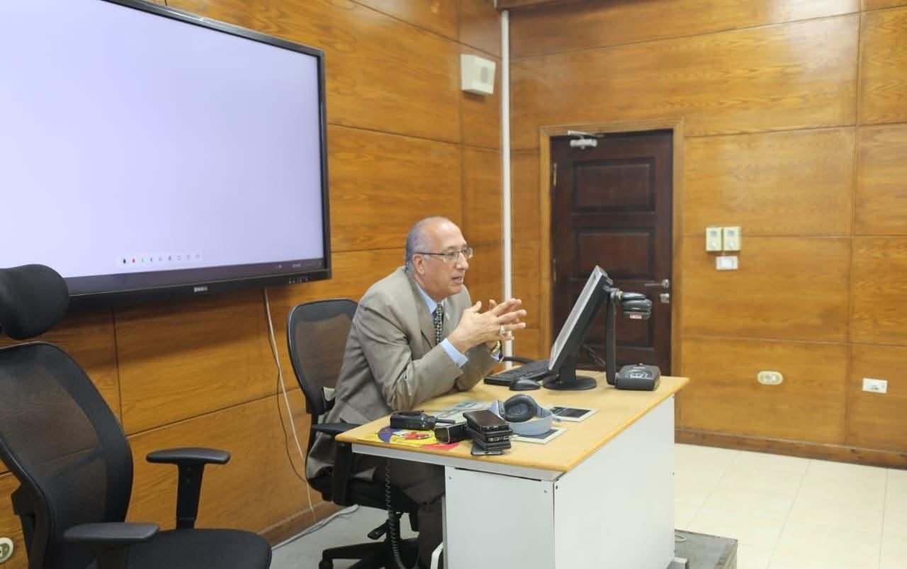 مطار القاهرة