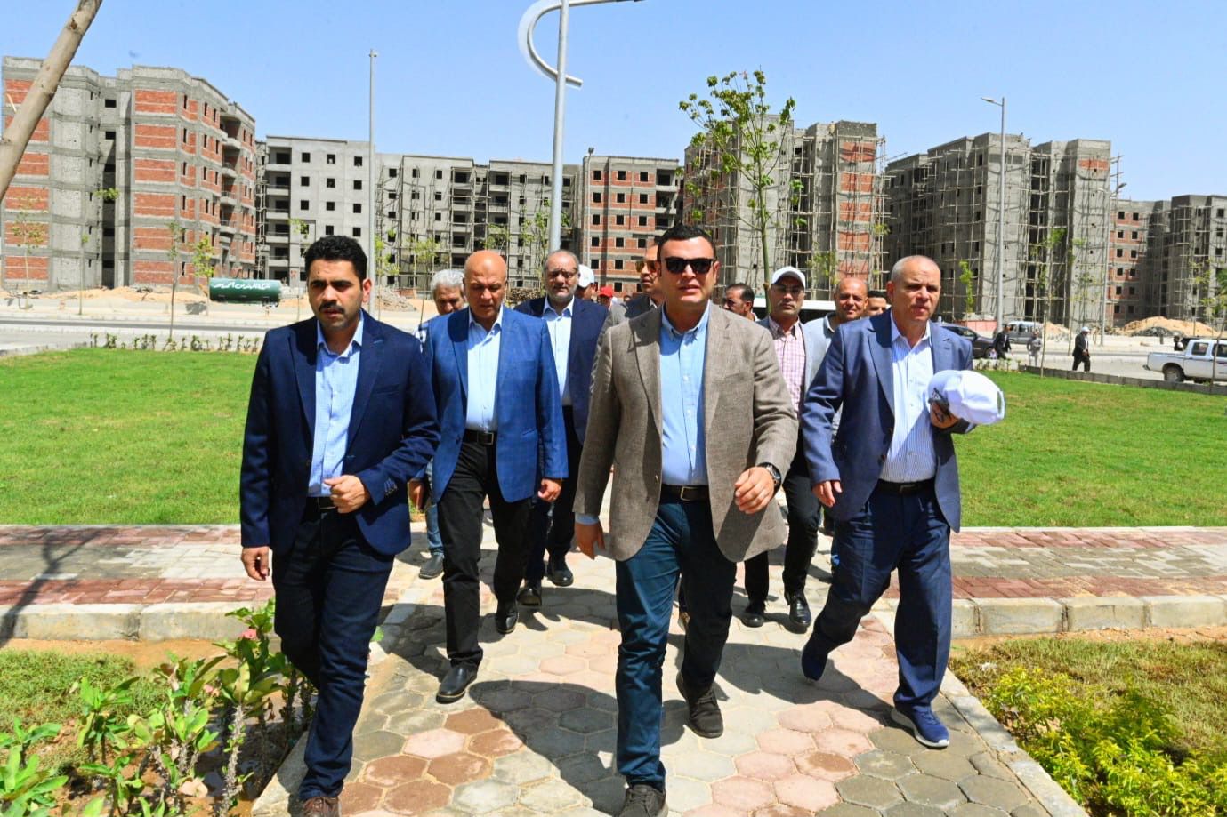 وزير الإسكان