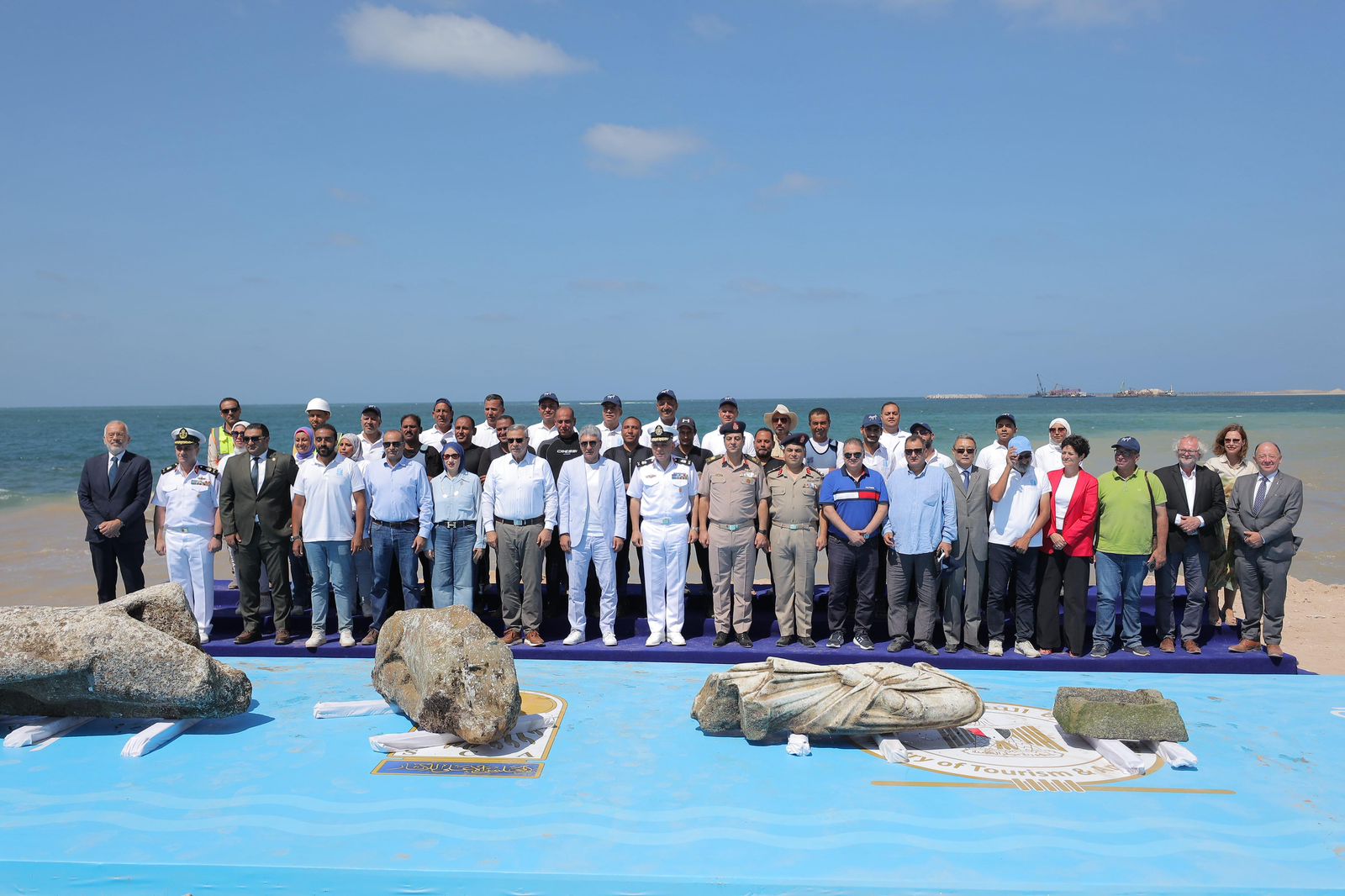 وزير السياحة