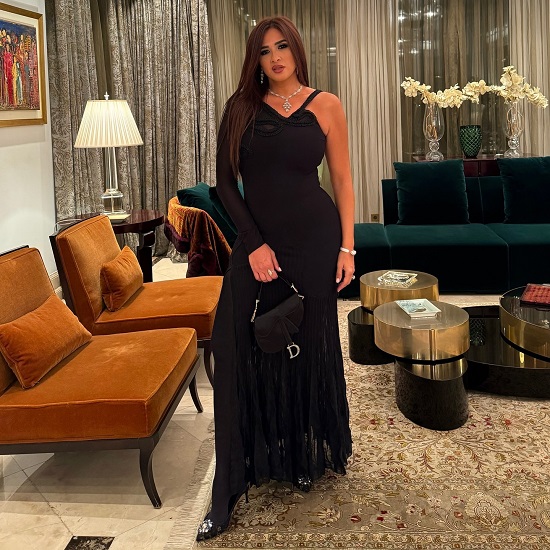 ياسمين عبد العزيز