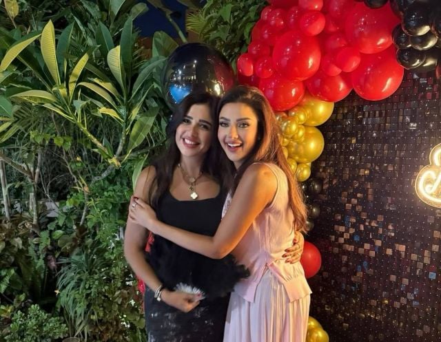 رضوى الشربيني 