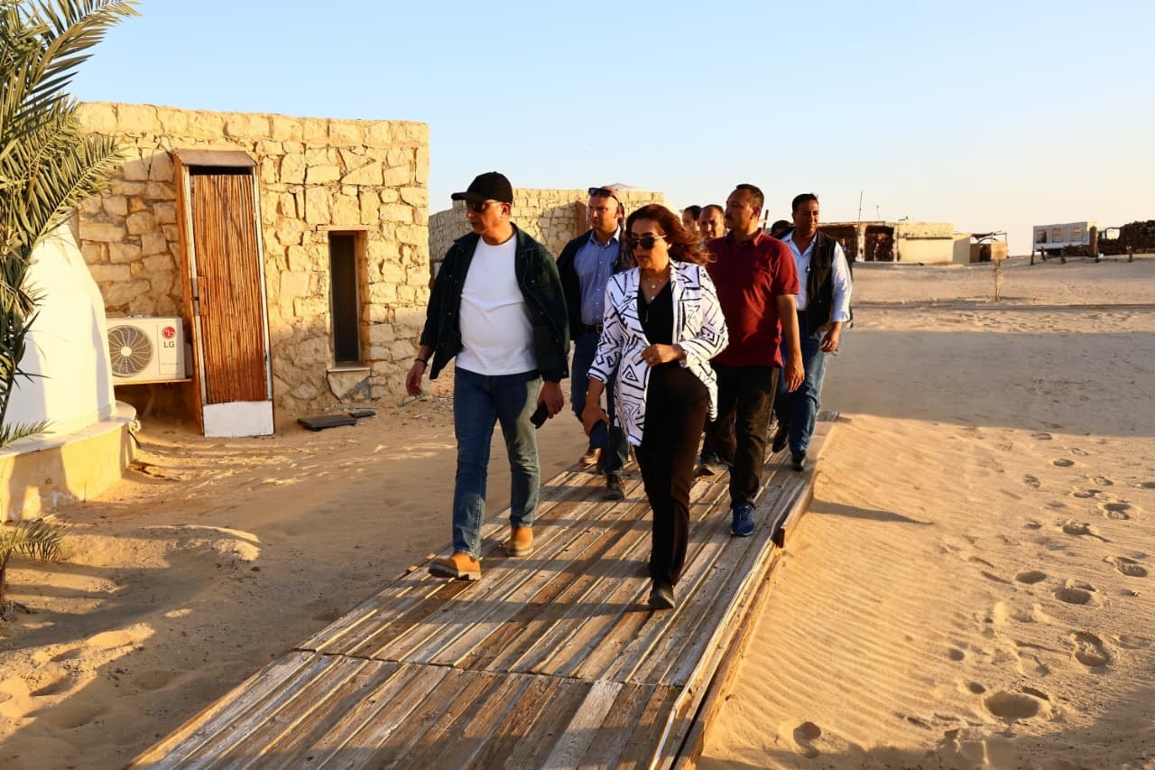 وزيرة البيئة