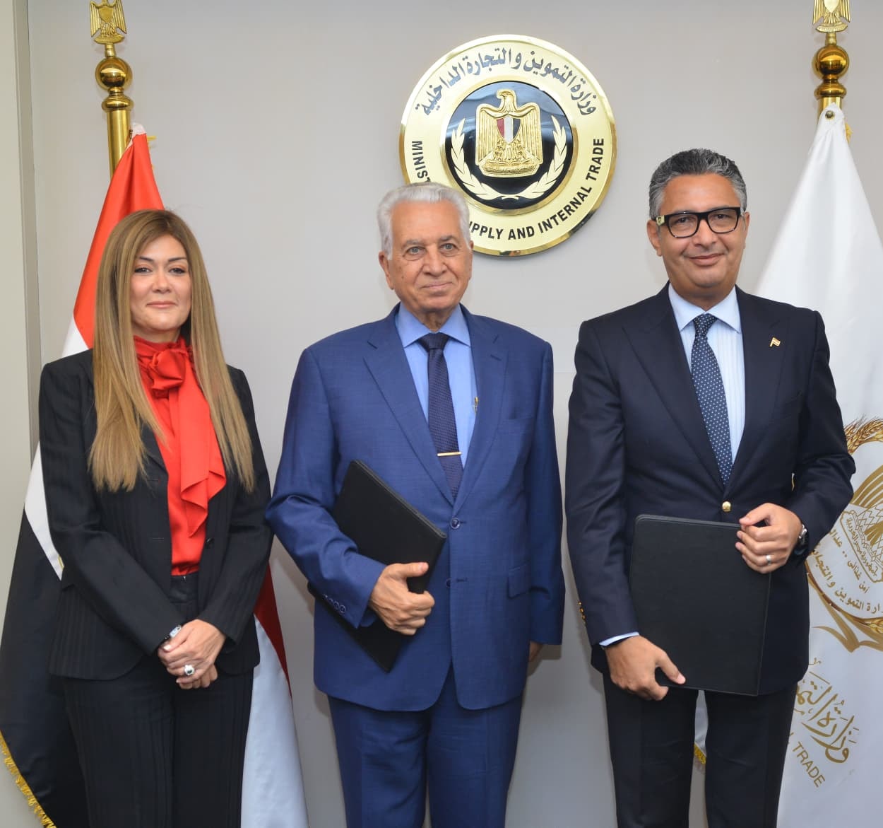 وزير التموين