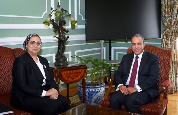 وزير الخارجية