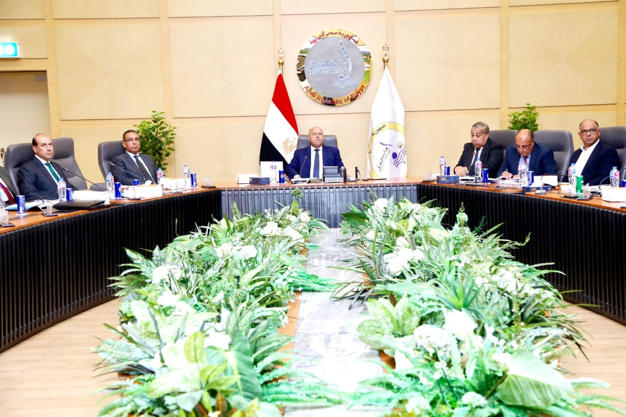 وزير الصناعة