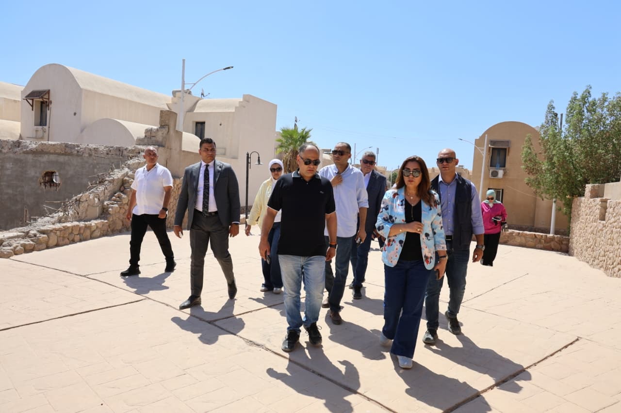 وزيرة البيئة