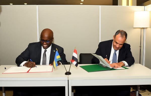 وزير خارجية