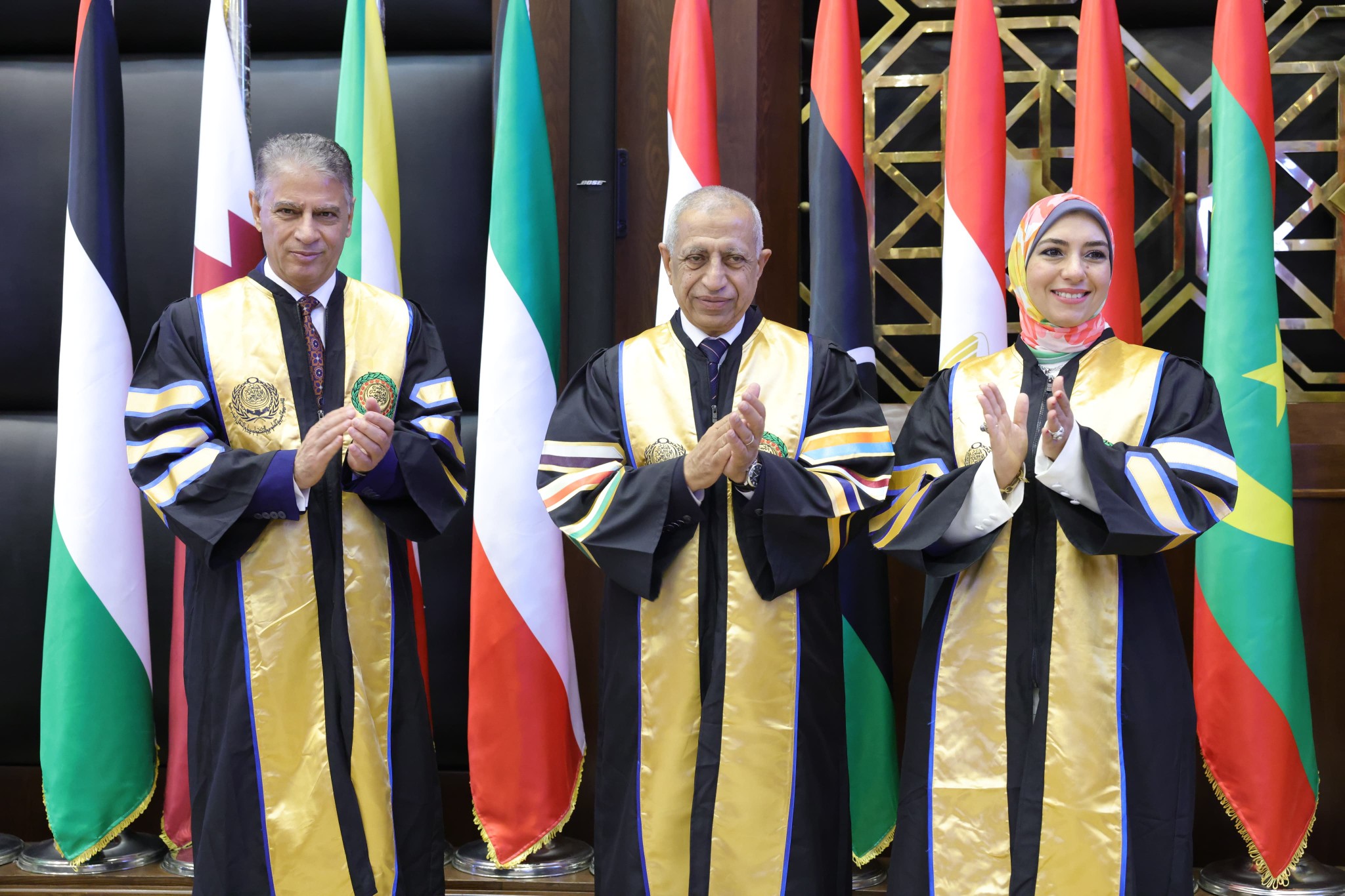 الاكاديمية العربية