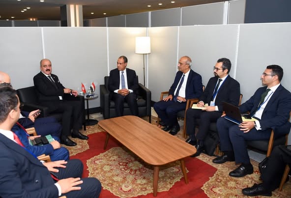 وزير الخارجية