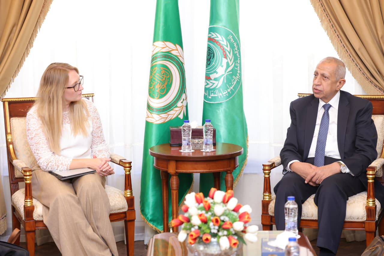 الاكاديمية العربية