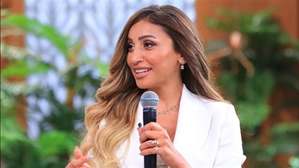 دينا الشربيني