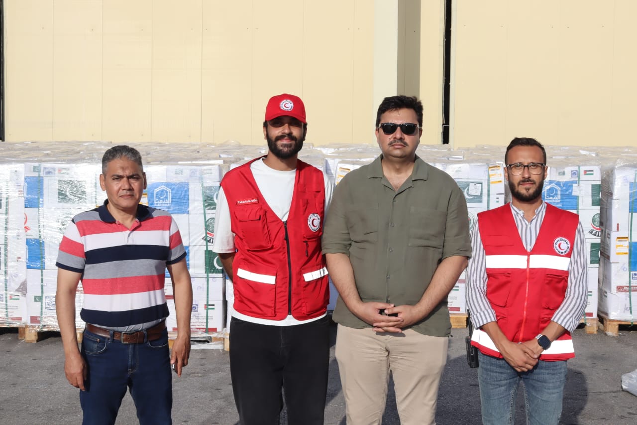 شحنة مساعدات إنسانية باكستانية