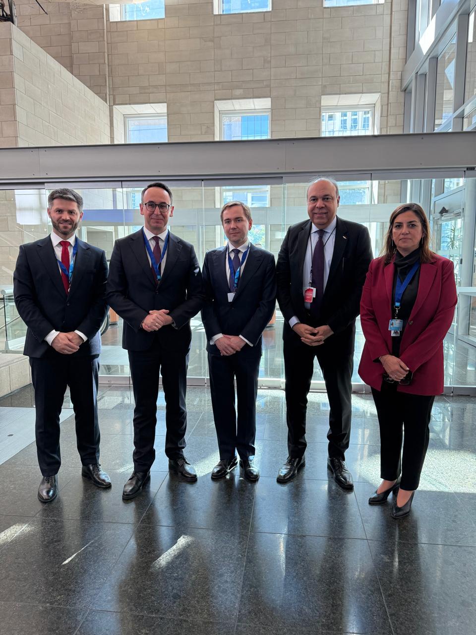 وزير الطيران المدني