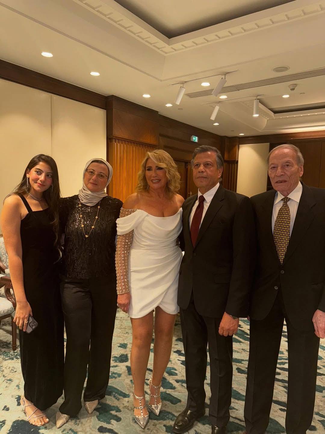  إيناس الدغيدي